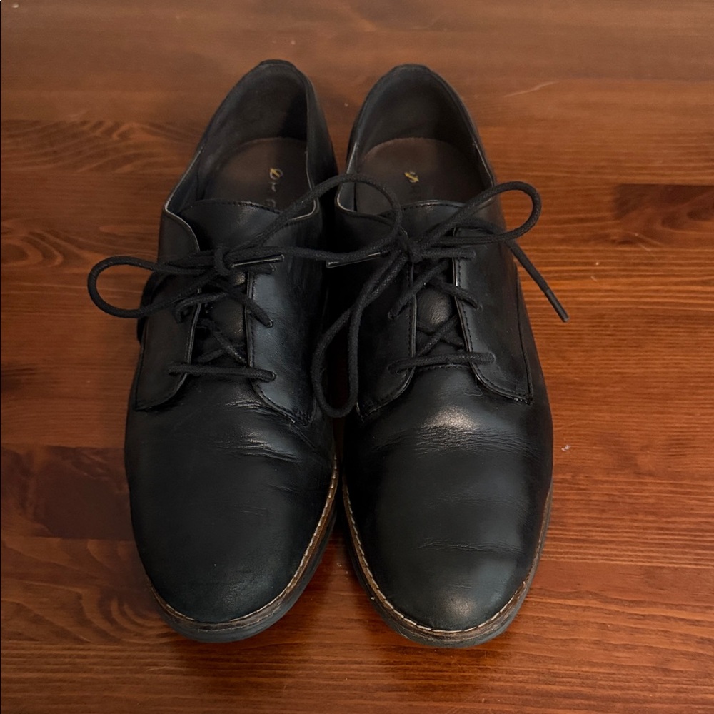 Cole Haan Black Leather Lace-Up Oxfords